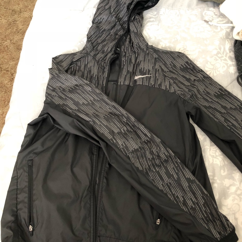 Nike windbreaker